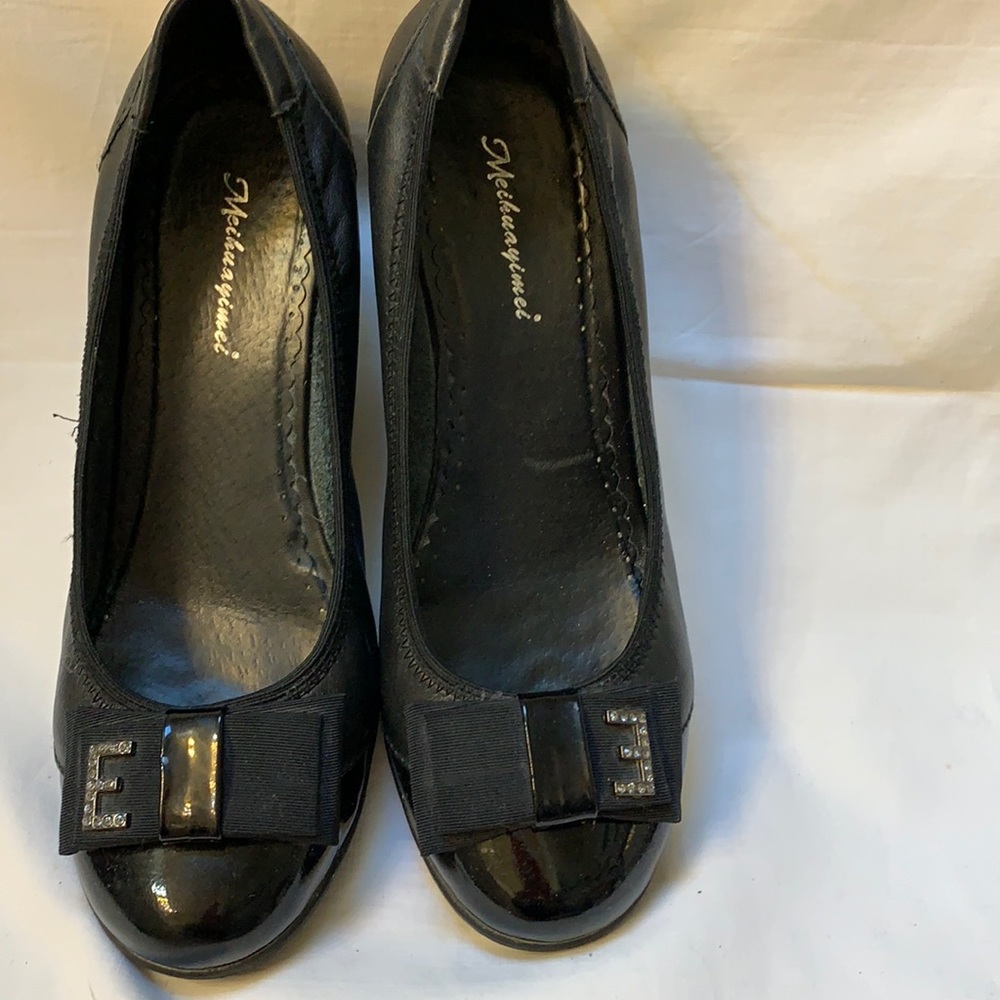 Black leather and patent leather Wedges